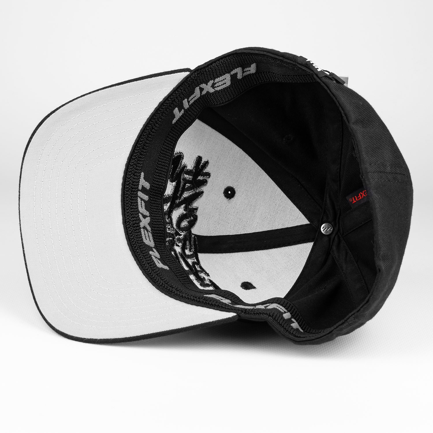 Бейсболка Graffiti черная на резинке Flexfit SM (3)